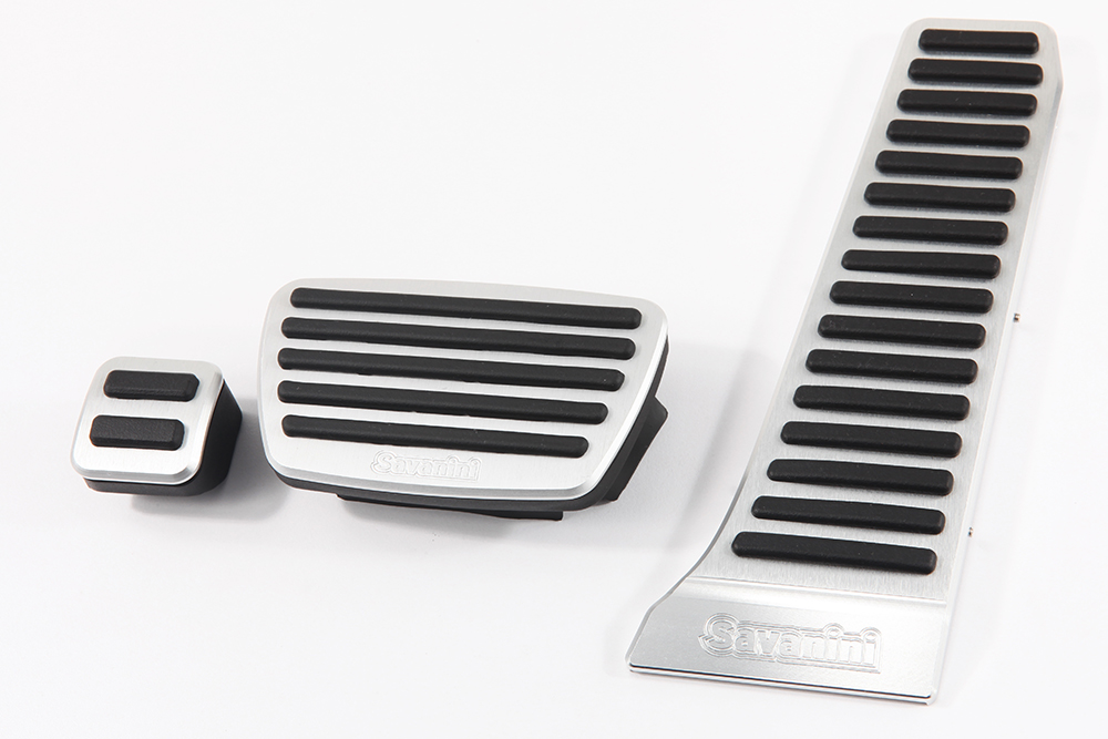 CAR PEDAL WITH NO DRILLING FOR TOYOTA REIZ LEXUS IS/GS