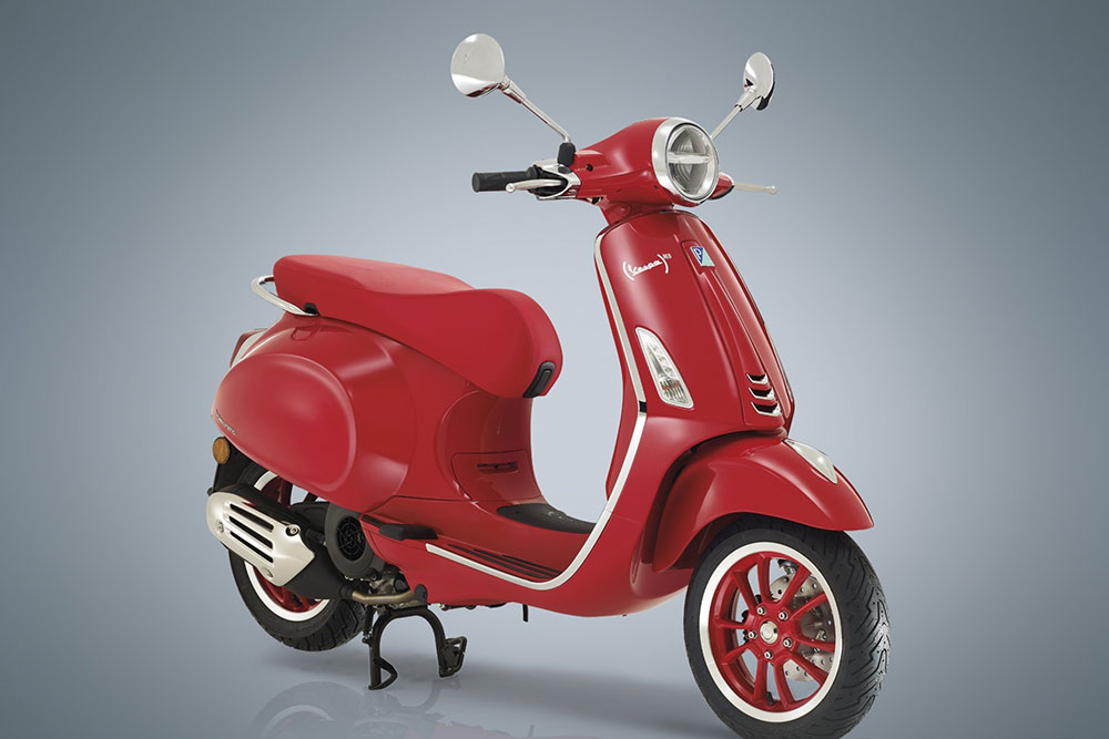 （官网积分商品）VESPA PRIMAVERA 150 S踏板摩托车